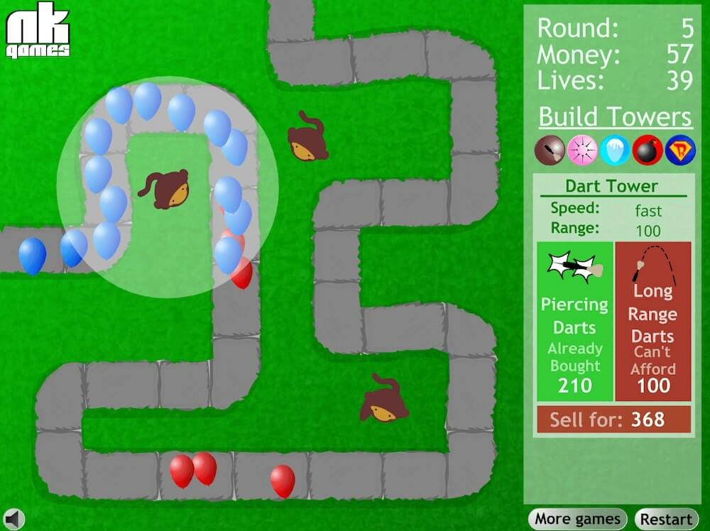 The beginning waves of balloons in Bloons Tower Defense